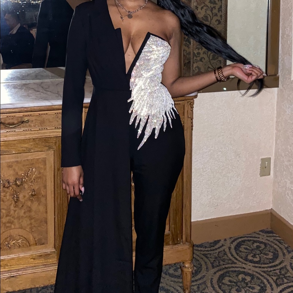 A ONE OF A KIND ONE SHOULDER JUMPSUIT